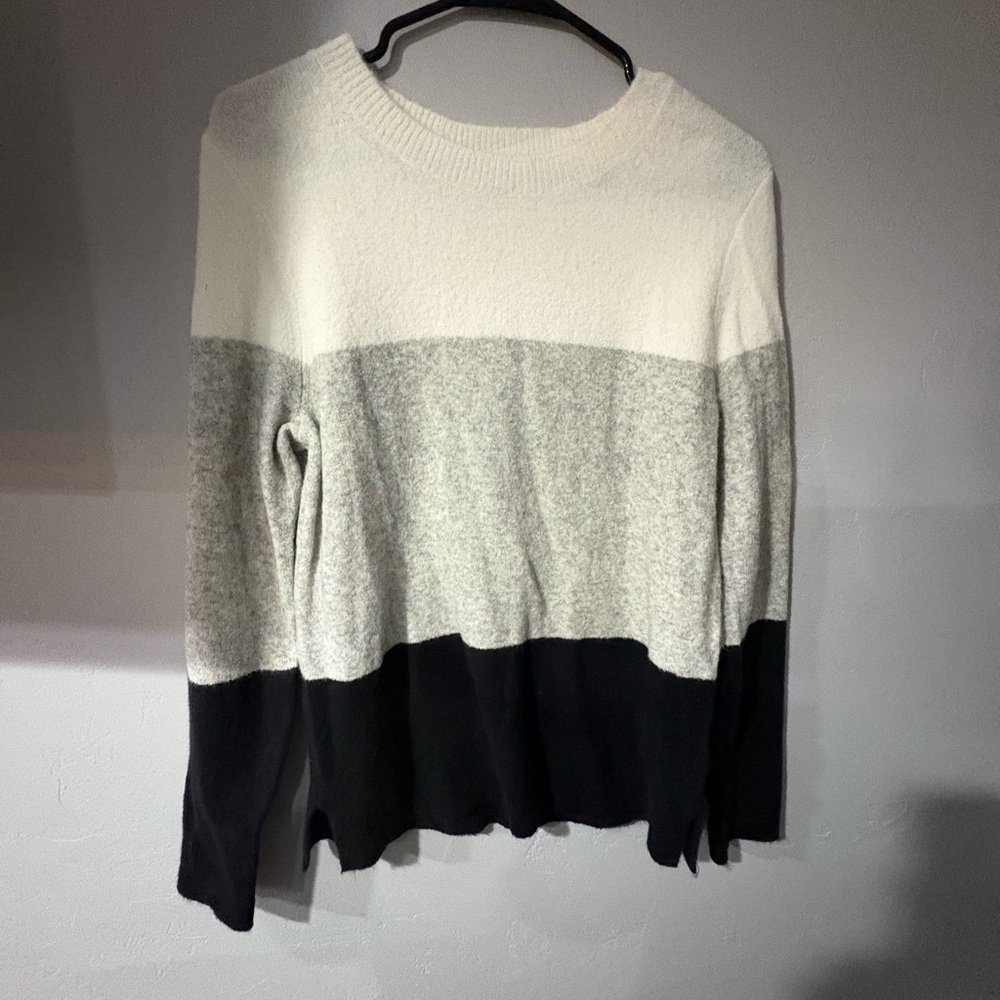 NWOT- Jcrew sweater